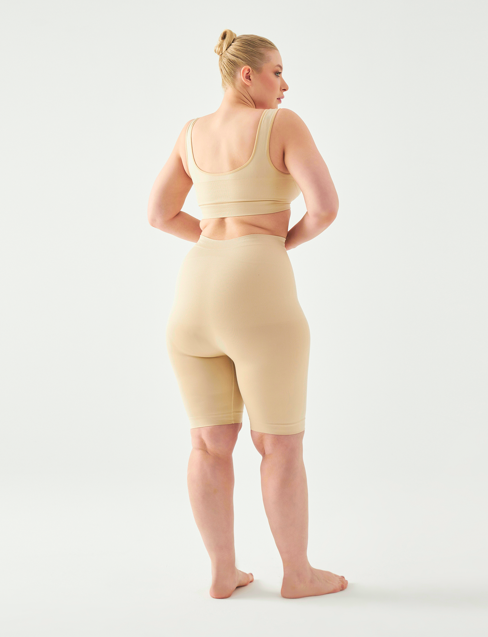 Daily High Waisted Shaping Short With Hooks